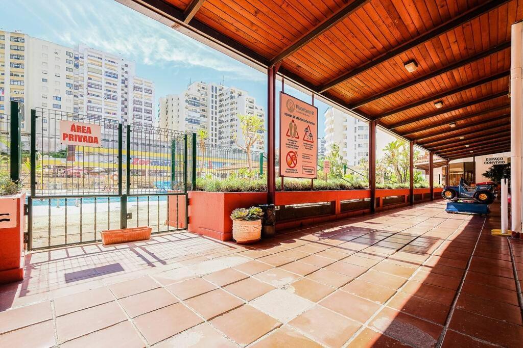 T2 With Pool, 300m From The * Portimão