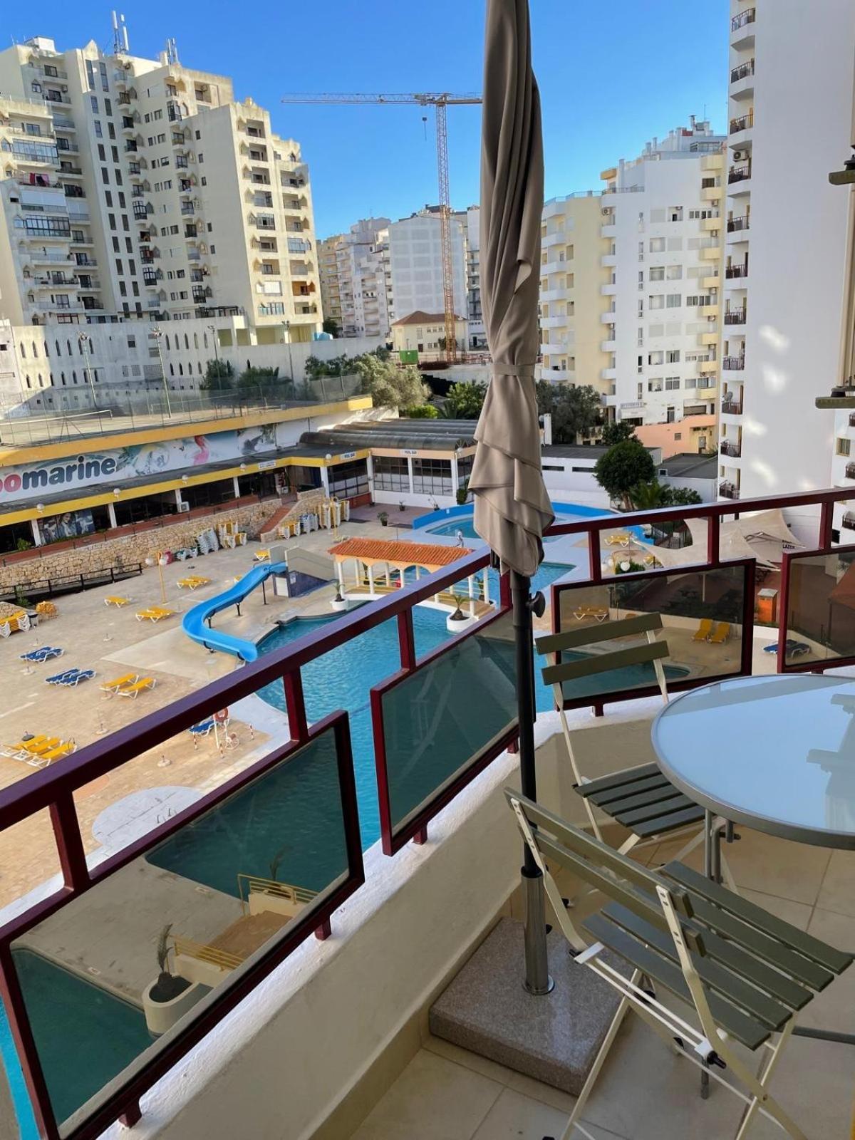 Apartamento T2 With Pool, 300m From The