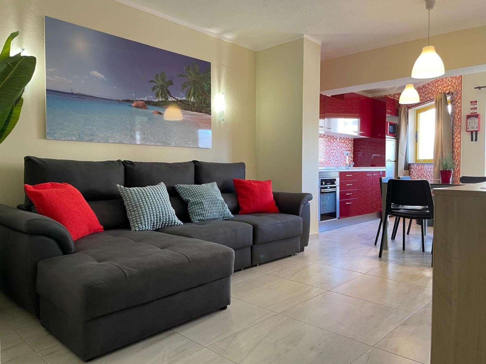 Appartement T2 With Pool, 300m From The *